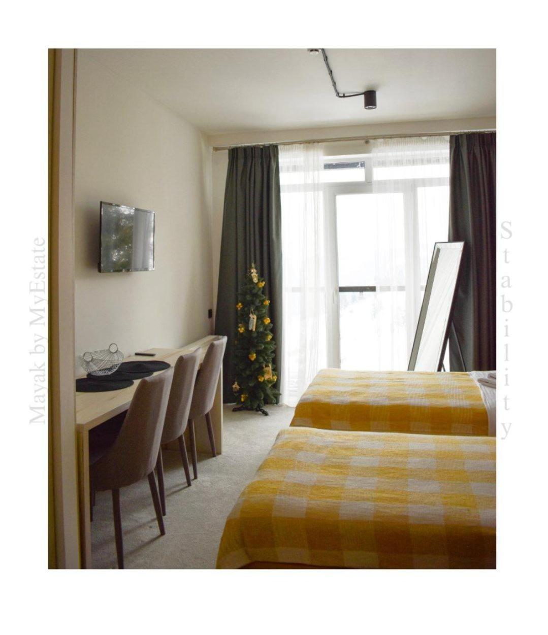Aparthotel "Mayak Yablunytsia" Rom bilde